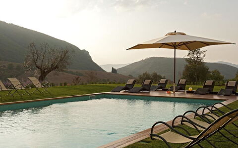 Villa del Cammino: Mobilier De Jardin, Meubles, Eco Hôtel, Recours, Vallée, Piscine, Ferme, Hôtel, Tableau De Plein Air, Balancelle