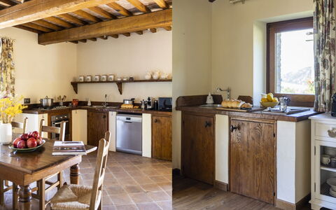 Villa del Cammino: Meubles, Design Intérieur, Bois, Cuisine, Comptoir, Sol, Domicile, Cabinetry, Pièce, Sol