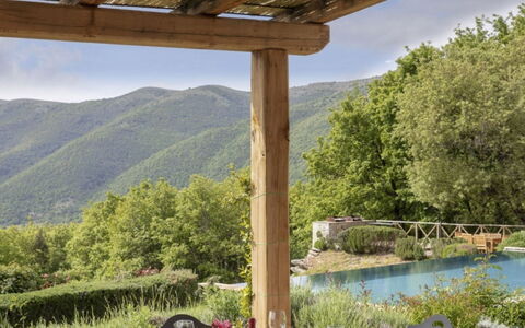 Villa Santa: Bois, Jardin, Ombre, Structure En Plein Air, Chaîne De Montagnes, Dur, Pavillon, Belvédère, Aménagement Paysager