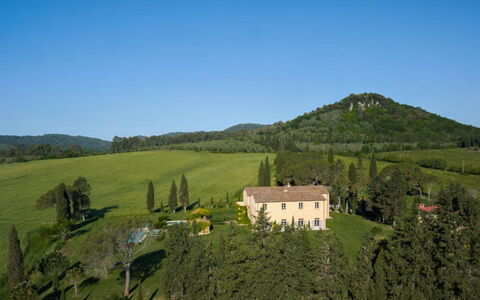 Villa Il Serraglio: Paysage, Lot Terre, Biens, Zone Rurale, Plaine, Champ, Prairie, Ferme, Plantation, Pâturage