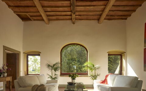 Villa del Riccio: Meubles, Design Intérieur, Mur, Bois, Sol, Domicile, Sol, Salon, Pièce, Canapé