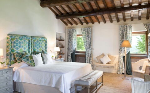 Villa Savino: Meubles, Design Intérieur, Lit, Chambre, Domicile, Throw Pillow, Textile, Linge, Sol, Sol
