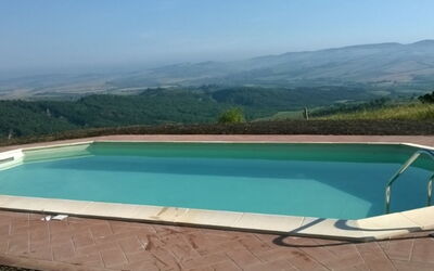 Podere del Mezzadro: Piscine, Composite, Recours, Thermes, Ombre, Eco Hôtel, Villa, Ferme, Hacienda, Mobilier De Jardin
