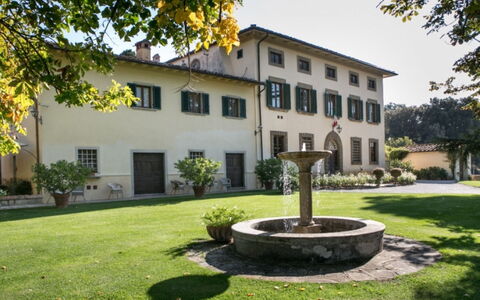 Villa Bel Monte: Arbuste, Établissements Humains, Jardin, Biens, Cour, Cour, Pelouse, Allée, Hacienda, Aménagement Paysager