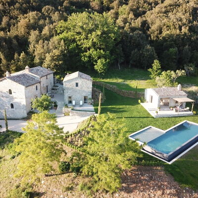 Villa Piuma: Domicile, Maison, Chalet, Lot Terre, Zone Rurale, Biens, Piscine, Ferme, Village, Aménagement Paysager
