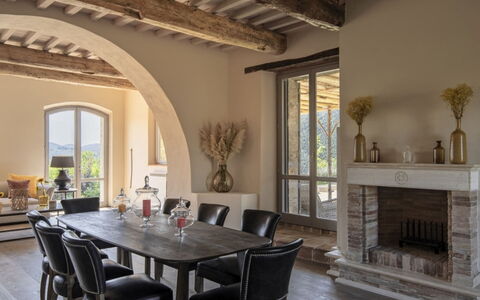 Villa Ugo: Meubles, Design Intérieur, Mur, Sol, Bois, Chaise, Table, Table Cuisine Et Salle A Manger, Sol, Salle À Manger