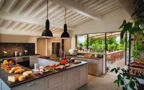 Agatea: Cuisine, Comptoir, Meubles, Design Intérieur, Appareil De Cuisine, Éclairage, Luminaire, Sol, Plafond, Cabinetry