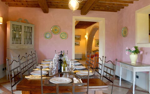 Villa Asia: Meubles, Design Intérieur, Table, Sol, Chaise, Salle À Manger, Plafond, Sol, Pièce, Table Cuisine Et Salle A Manger