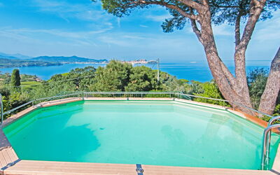 Villa Magazzini: Bleu, Piscine, Recours, Eco Hôtel, Ombre, Tropiques, Ville Resort, Hôtel, Villa