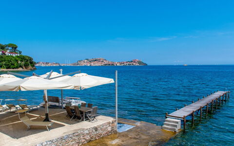 Terrazza Dell'Elba: Bleu, L'Eau, Plan D'Eau, Horizon, Cotiers Et Relief Océaniques, Côte, Mer, Lac, Océan, Recours