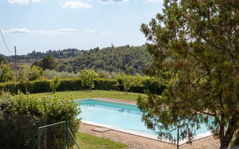 Il Pino Apartment: Piscine, Recours, Ombre, Jardin, Mobilier De Jardin, Eco Hôtel, Aménagement Paysager, Arrière-Cour, Hacienda, Thermes