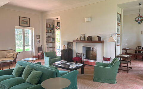 Poggio Cavallino Private Pool, Wifi, Maremma: Meubles, Chaise, Design Intérieur, Sol, Table, Domicile, Salon, Sol, Pièce, Porte