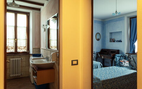 La Pergola: Mur, Bois, Design Intérieur, Pièce, Meubles, Sol, Chambre, Cadre, Appartement, Lit