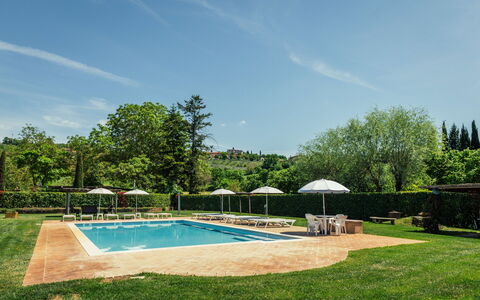 Il Noceto: Arbre, Piscine, Arbuste, Recours, Jardin, Eco Hôtel, Aménagement Paysager, Ombre, Plantation, Hacienda