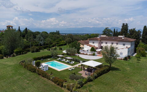 Villa Yvonne: Jardin, Aliments, Villa, Piscine, Hacienda