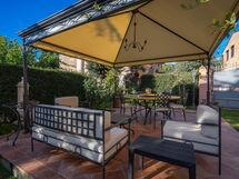 Ely Apartment In Villa, Wifi, Terricciola, Pisa