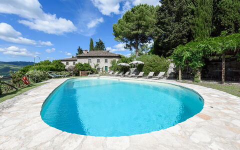 Villa Poggio La Croce: Piscine, Hacienda, Recours, Biens, Thermes, Villa, Eco Hôtel, Aménagement Paysager, Ville Resort, Caractéristique De L'Eau
