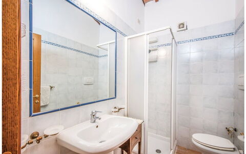 La Fiumara: Mur, Sol, Sol, Design Intérieur, Luminaire Plomberie, Plafond, Pièce, Salle De Bains, Lavabo, Plomberie