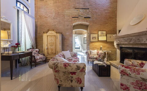 Villa Zambra: Meubles, Design Intérieur, Sol, Plafond, Table, Sol, Canapé, Chaise, Éclairage, Salon