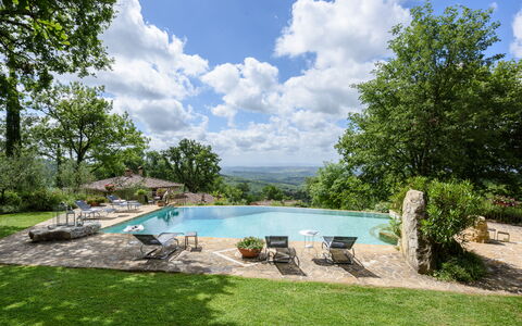 Villa Tregole: Arbre, Piscine, Jardin, Eco Hôtel, Biens, Aménagement Paysager, Ferme, Villa, Arrière-Cour, Plantation