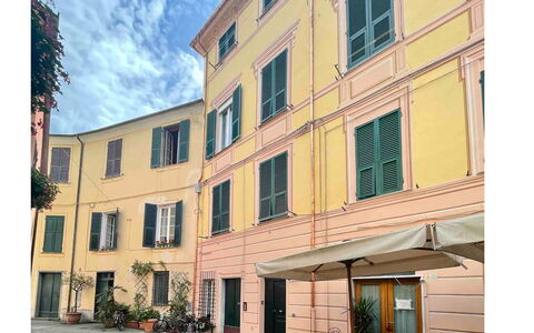 Casa Garibaldi - Levanto: Appartement, Design Urbain, Condominium, Parking, Balcon