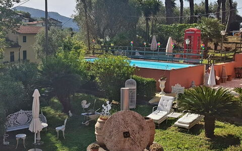 Casale La Pieve: Piscine, Recours, Hacienda, Aménagement Paysager, Jardin, Cour, Hôtel, Eco Hôtel, Pot De Fleur