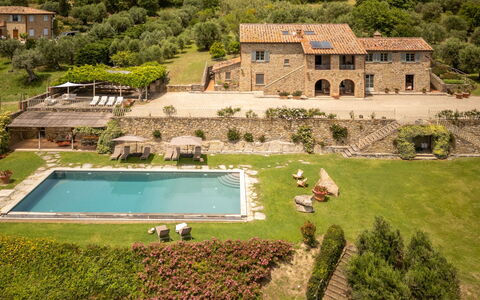 Villa Domus Papi: Biens, Piscine, Hacienda, Villa, Ferme, Manoir, Jardin, Recours, Eco Hôtel, Aménagement Paysager