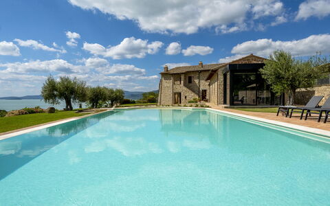 Villa Trasimena: Bleu, Piscine, Biens, Ferme, Villa, Hacienda, Recours, Manoir
