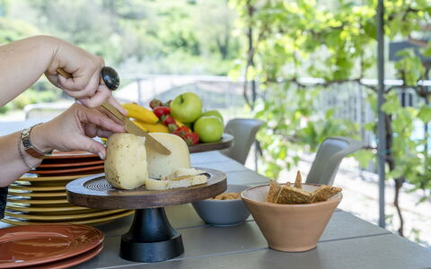 Villa Trasimena: Vaisselle, Serveware, Aliments, Ingrédient, Vaisselle, Assiette