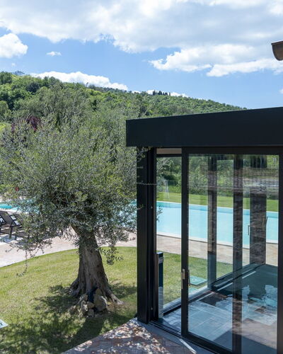 Villa Trasimena: Piscine, Ombre, Eco Hôtel, Recours, Aménagement Paysager, Biens, Mobilier De Jardin, Jardin, Structure En Plein Air, Arrière-Cour