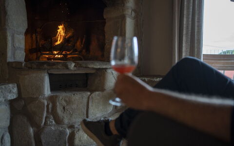 Villa delle Rose: Drinkware, Vaisselle, Verres À Pied, Verre De Vin, Du Vin, Bar