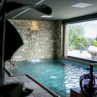 Villa delle Rose: Piscine, Composite, Recours, Caractéristique De L'Eau, Conception, Hôtel, Eco Hôtel, Plante D'Appartement, Villa, Cour