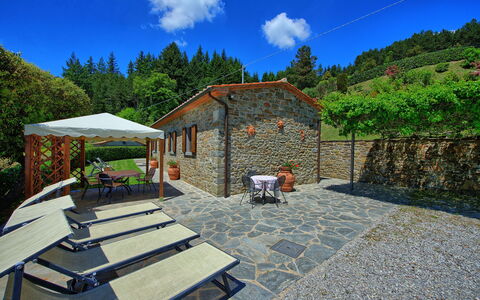 Villa Portole Due: Chalet, Eco Hôtel, Jardin, Recours, Biens, Dalle, Aménagement Paysager, Ferme, Cour, Arrière-Cour