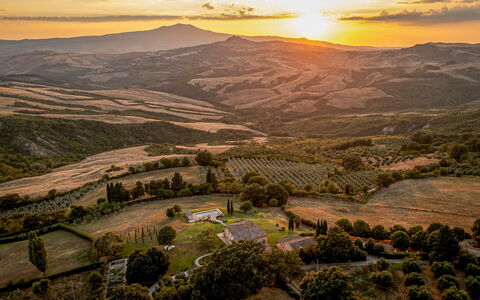 Casalberna: Montagnes Relief, Colline, Paysage Naturel, Horizon, Montagne, Montagnes, Paysage, Écorégion, Plaine, Station De Montagne