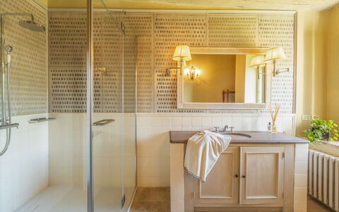 Casalberna: Design Intérieur, Luminaire Plomberie, Mur, Sol, Salle De Bains, Sol, Lavabo, Bois, Évier, Armoire De Toilette