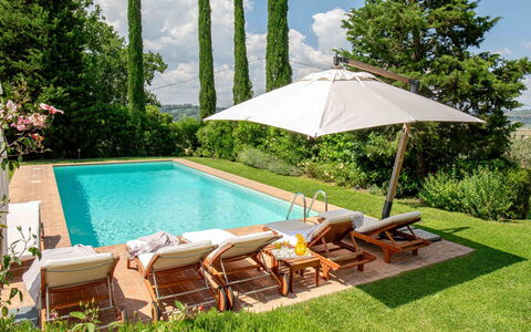 Podere i Poggi: Piscine, Mobilier De Jardin, Meubles, Parapluie, Balancelle, Recours, Ombre, Chaise, Pot De Fleur, Eco Hôtel