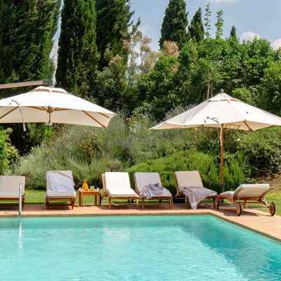 Podere i Poggi: Piscine, Mobilier De Jardin, Parapluie, Recours, Meubles, Balancelle, Ombre, Jardin, Eco Hôtel, Aménagement Paysager
