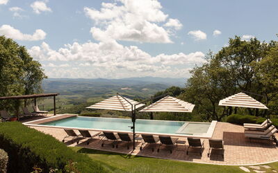 Torre Antica: Piscine, Mobilier De Jardin, Recours, Balancelle, Eco Hôtel, Ombre, Aménagement Paysager, Biens, Ferme, Villa