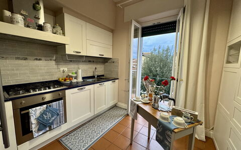 Sto Bene Qua: Appareil De Cuisine, Cuisine, Principaux Appliance, Meubles, Comptoir, Design Intérieur, Sol, Électroménager, Cabinetry, Pièce