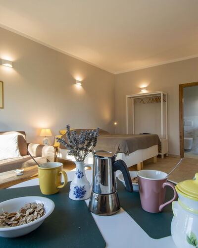 Lavanda: Bleu, L'Eau, Ressources En Eau, Plan D'Eau, Voie Navigable, Cotiers Et Relief Océaniques, Mer, Côte, Banque, Lac