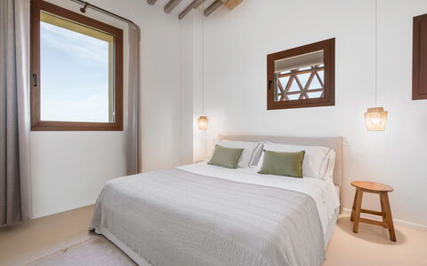 Belmonte Spereto Apartment With Pool, Montaione: Mur, Design Intérieur, Bois, Chambre, Sol, Sol, Plafond, Domicile, Lit, Éclairage