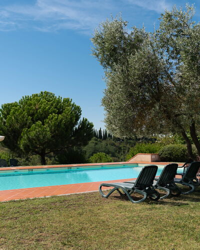 Country House In Tuscan Hills: Piscine, Recours, Hacienda, Jardin, Biens, Aménagement Paysager, Eco Hôtel, Ombre, Mobilier De Jardin, Villa