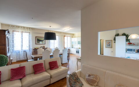 Casamia Sky-High Panoramic Retreat: Penthouse with: Meubles, Design Intérieur, Sol, Sol, Canapé, Plafond, Salon, Bois, Pièce, Appartement