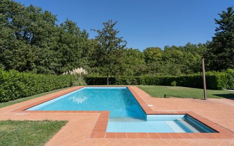 Casale del Timignano, Private Villa with Huge Gard: Piscine, Composite, Ombre, Jardin, Caractéristique De L'Eau, Aménagement Paysager, Recours, Conception, Eco Hôtel, Cour