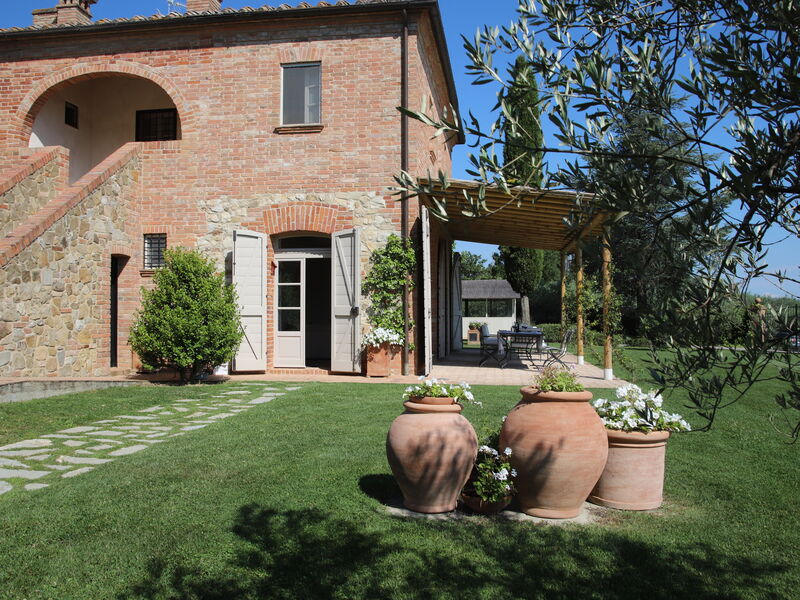 Villa Petrosa: Your Private Escape Overlooking the