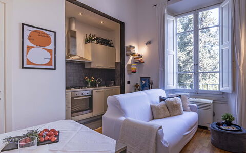 Green Suite Florence: Meubles, Design Intérieur, Mur, Sol, Pièce, Canapé, Bois, Plafond, Salon, Sol