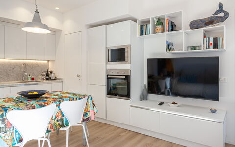 La Casa Dei Mandarini: Meubles, Design Intérieur, Cuisine, Appareil De Cuisine, Sol, Mur, Comptoir, Cabinetry, Bois, Principaux Appliance