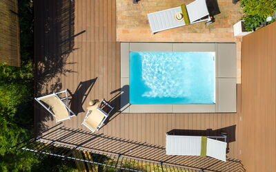 Casa Meletta: Piscine, Mobilier De Jardin, Eco Hôtel, Ombre, Loisir, Tache De Bois, Recours, Plate-Forme, Conception, Dur