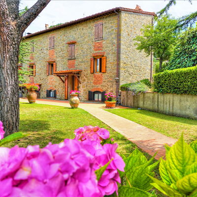 Agriturismo Casa Da Pietro: Jardin, Biens, Aménagement Paysager, Pelouse, Cour, Hacienda, Arrière-Cour, Villa, Manoir, Ferme