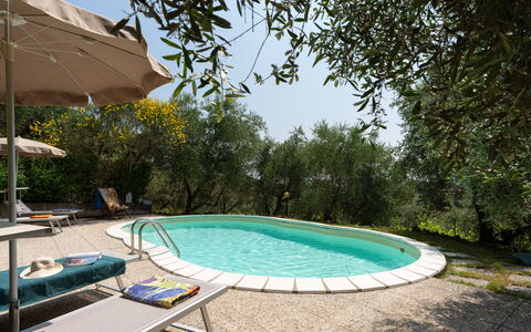 Casa Livia: Piscine, Meubles, Mobilier De Jardin, Chaise, Recours, Ombre, Tableau De Plein Air, Arrière-Cour, Table Cuisine Et Salle A Manger, Eco Hôtel